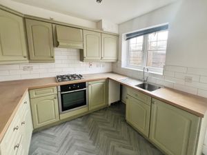 Kitchen- click for photo gallery